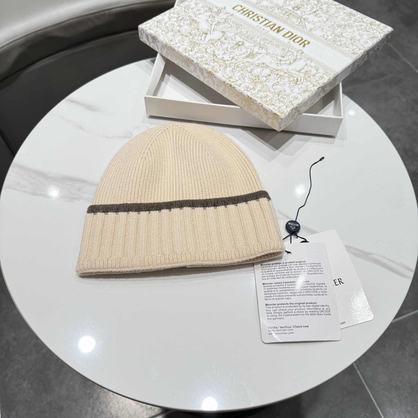 【MONCLER蒙口】2026秋冬新款男女款针织毛线帽，大牌简约～秋冬穿搭必备