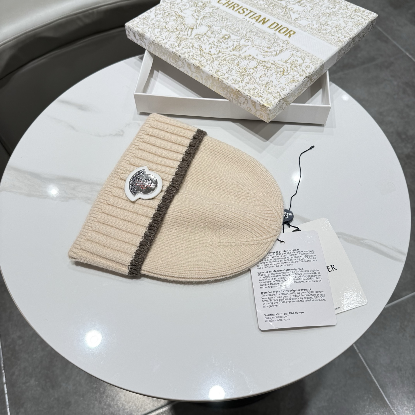 【MONCLER蒙口】2026秋冬新款男女款针织毛线帽，大牌简约～秋冬穿搭必备