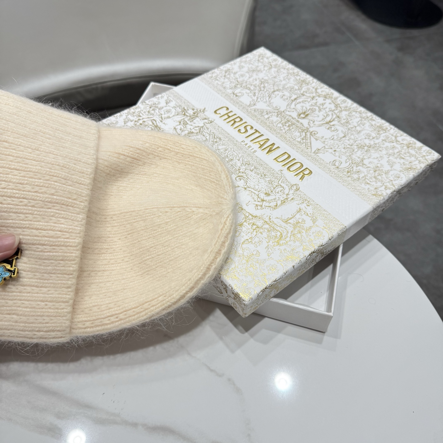 路易威登棒球帽 LouisVuitton😍新款LV毛线帽，重工打造♥️高端大气，百搭款🤗男女