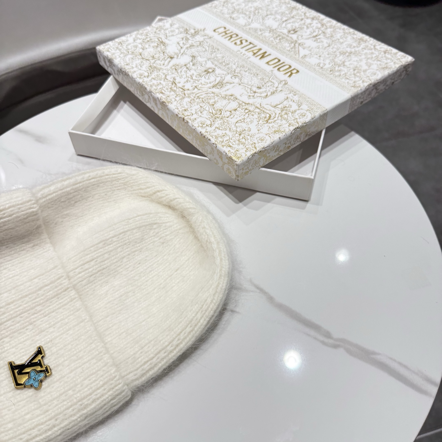 路易威登棒球帽 LouisVuitton😍新款LV毛线帽，重工打造♥️高端大气，百搭款🤗男女