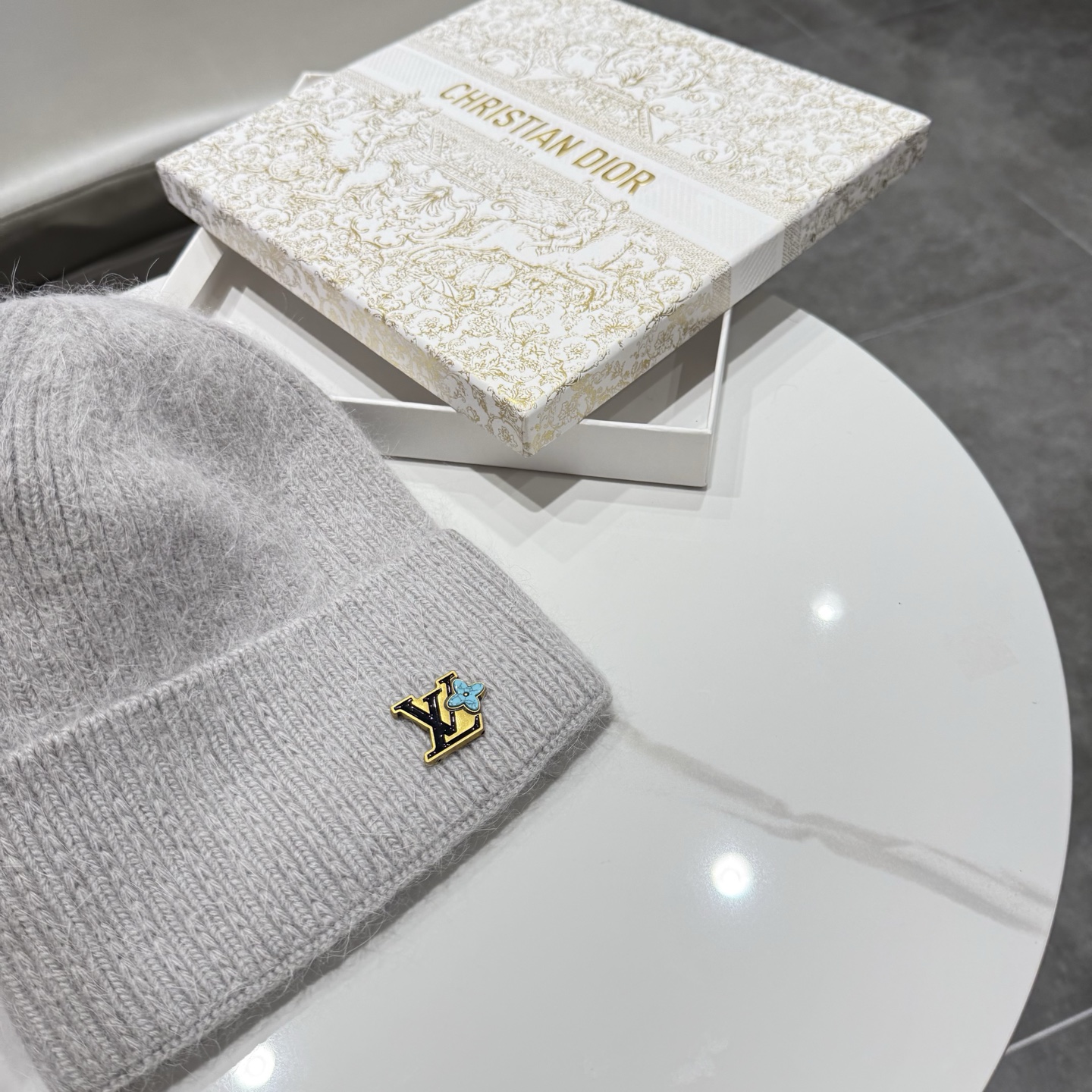 路易威登棒球帽 LouisVuitton😍新款LV毛线帽，重工打造♥️高端大气，百搭款🤗男女