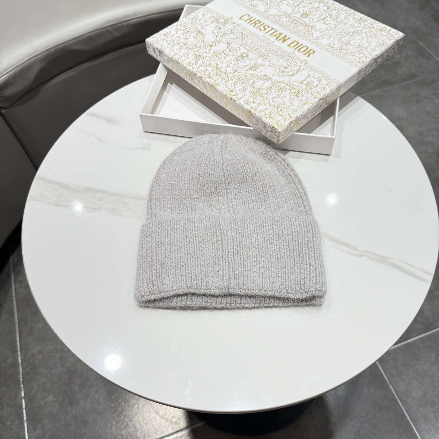 路易威登棒球帽 LouisVuitton😍新款LV毛线帽，重工打造♥️高端大气，百搭款🤗男女
