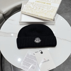 【MONCLER蒙口】2026秋冬新款男女款羊毛兔毛针织毛线帽,大牌简约~秋冬穿搭必备 【MONCLER蒙口】2026秋冬新款男女款羊毛兔毛针织毛线帽,大牌简约~秋冬穿搭必备