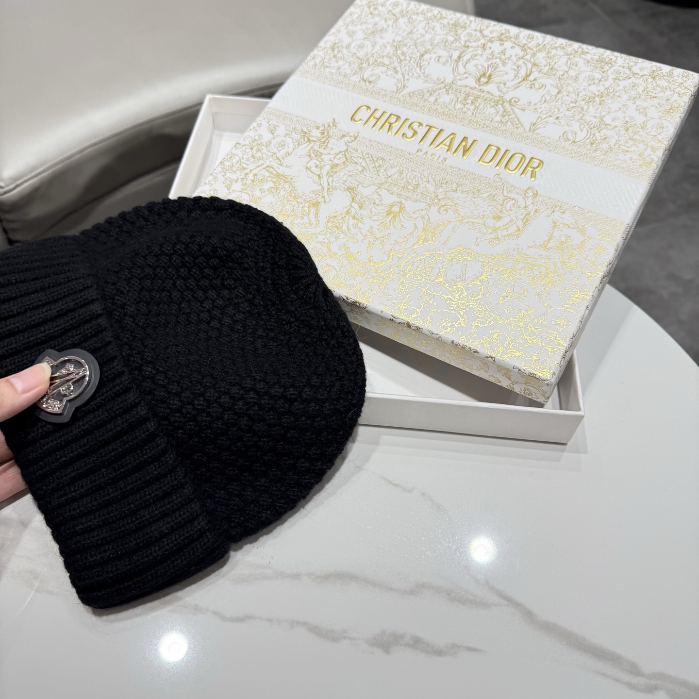 【MONCLER蒙口】2026秋冬新款男女款羊毛兔毛针织毛线帽，大牌简约～秋冬穿搭必备 