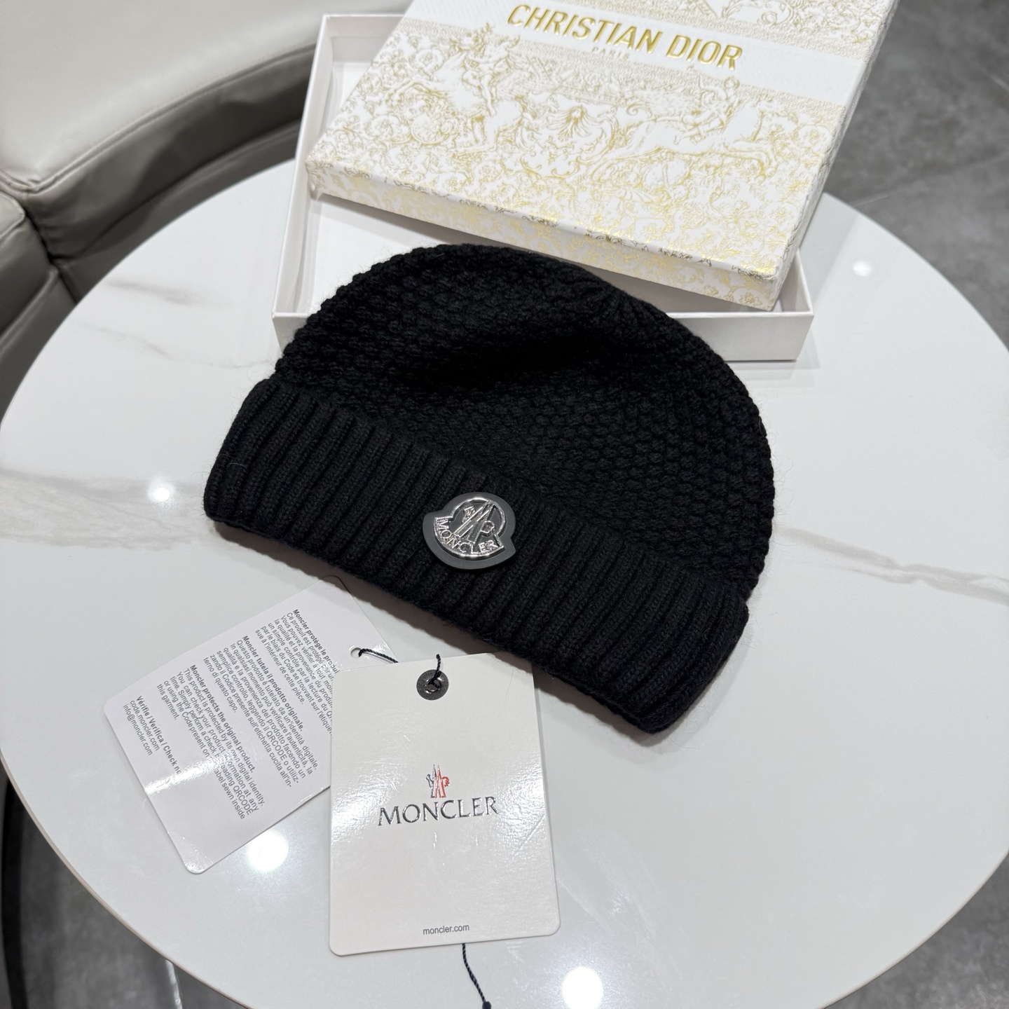 【MONCLER蒙口】2026秋冬新款男女款羊毛兔毛针织毛线帽，大牌简约～秋冬穿搭必备 