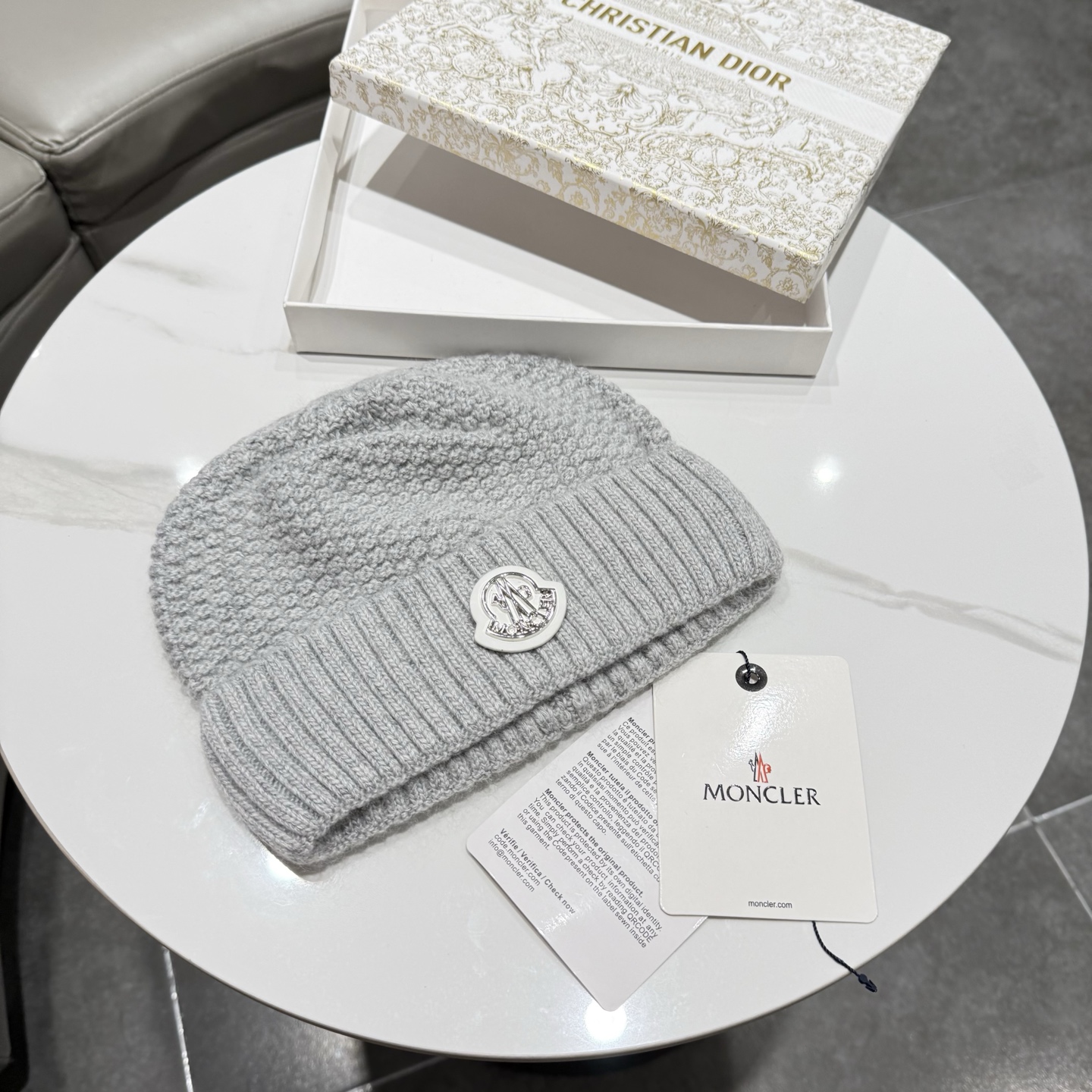 【MONCLER蒙口】2026秋冬新款男女款羊毛兔毛针织毛线帽，大牌简约～秋冬穿搭必备 