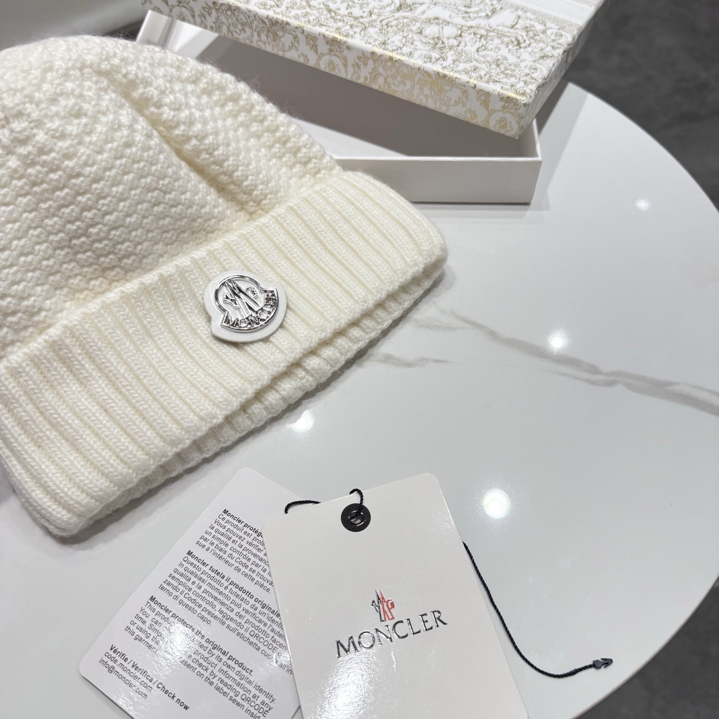 【MONCLER蒙口】2026秋冬新款男女款羊毛兔毛针织毛线帽，大牌简约～秋冬穿搭必备 