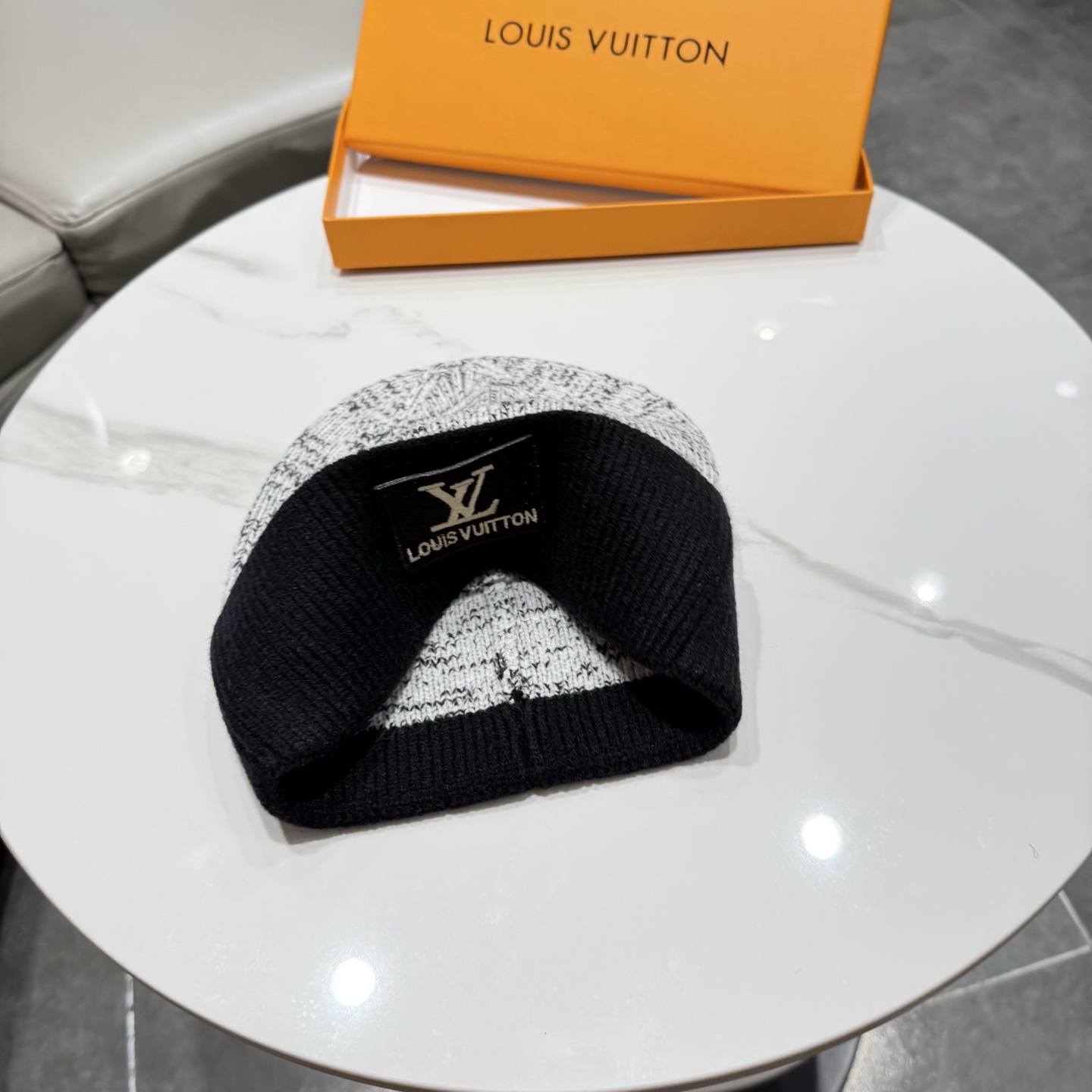 路易威登棒球帽 LouisVuitton😍新款LV毛线帽，重工打造♥️高端大气，百搭款🤗男女