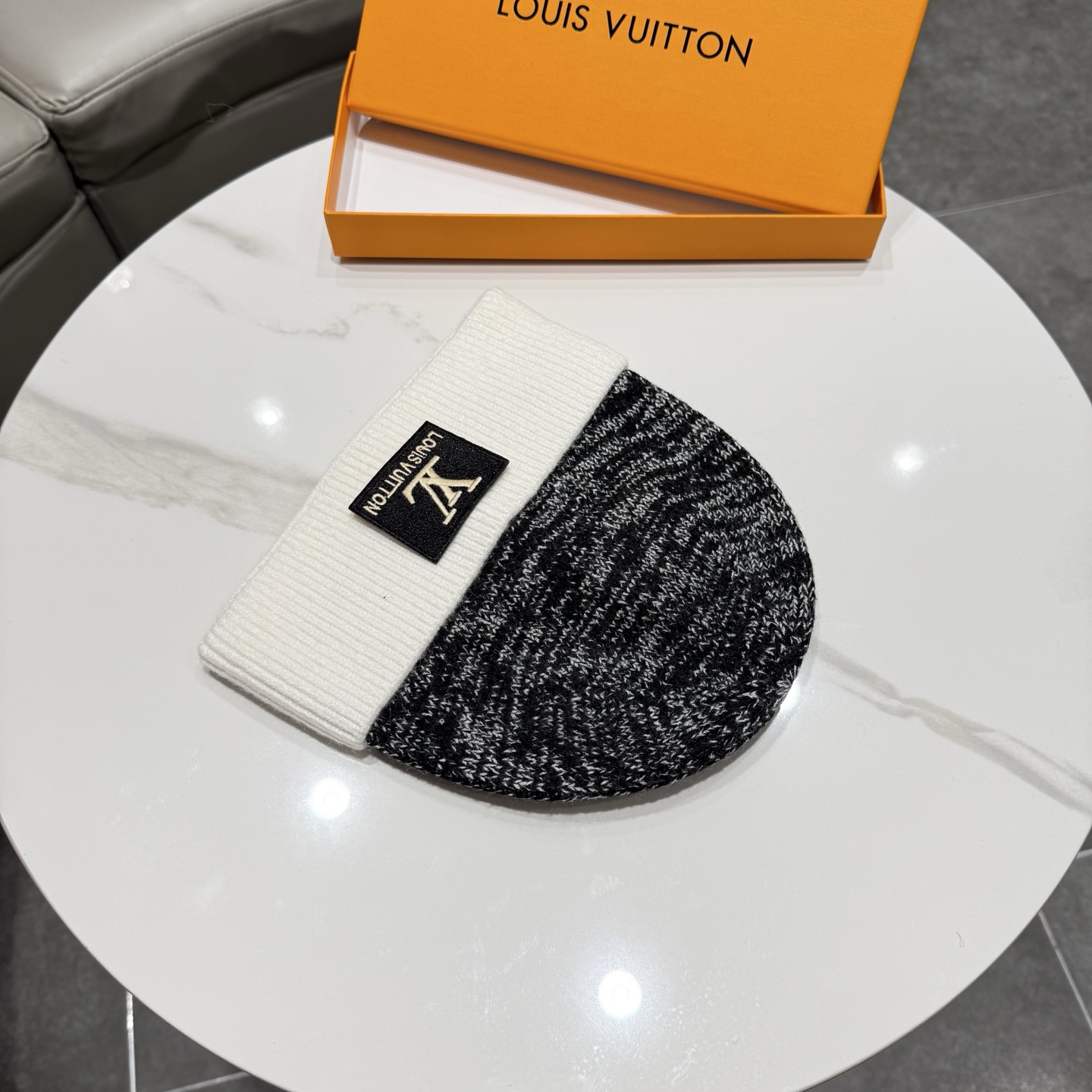 路易威登棒球帽 LouisVuitton😍新款LV毛线帽，重工打造♥️高端大气，百搭款🤗男女