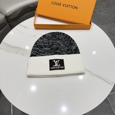 路易威登棒球帽 LouisVuitton😍新款LV毛线帽,重工打造♥️高端大气,百搭款🤗男女 路易威登棒球帽 LouisVuitton😍新款LV毛线帽,重工打造♥️高端大气,百搭款🤗男女