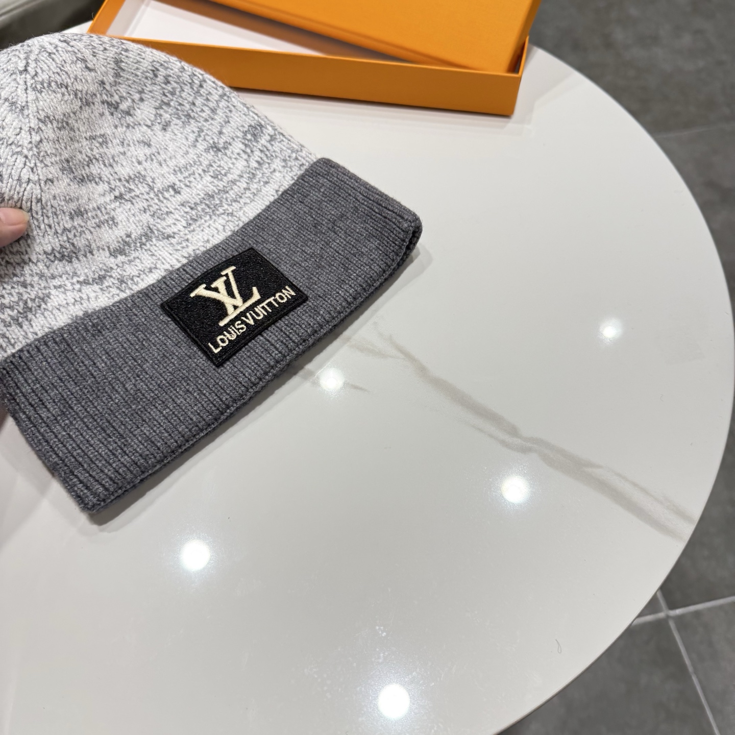 路易威登棒球帽 LouisVuitton😍新款LV毛线帽，重工打造♥️高端大气，百搭款🤗男女