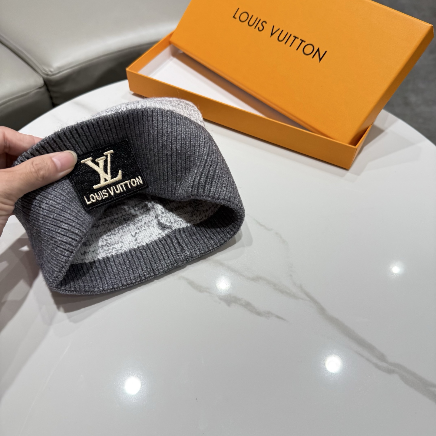 路易威登棒球帽 LouisVuitton😍新款LV毛线帽，重工打造♥️高端大气，百搭款🤗男女
