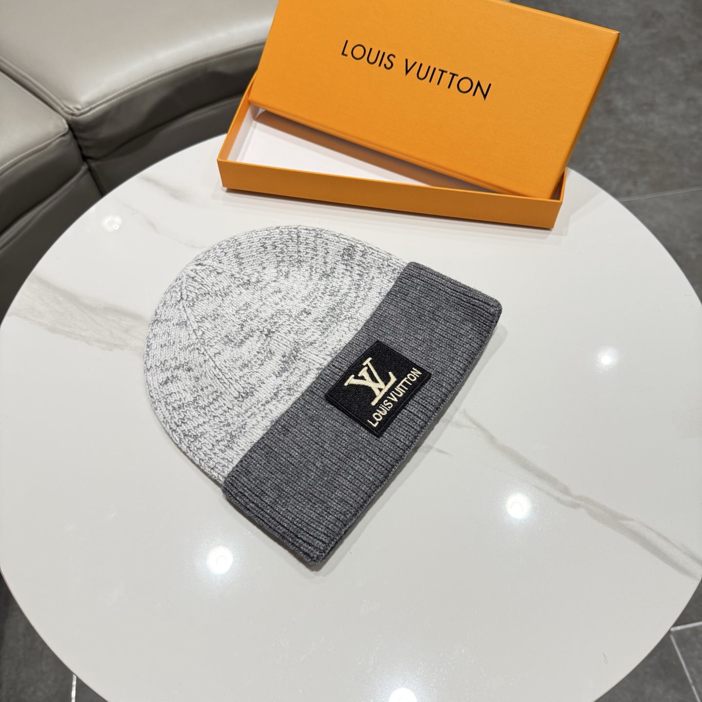 路易威登棒球帽 LouisVuitton😍新款LV毛线帽，重工打造♥️高端大气，百搭款🤗男女