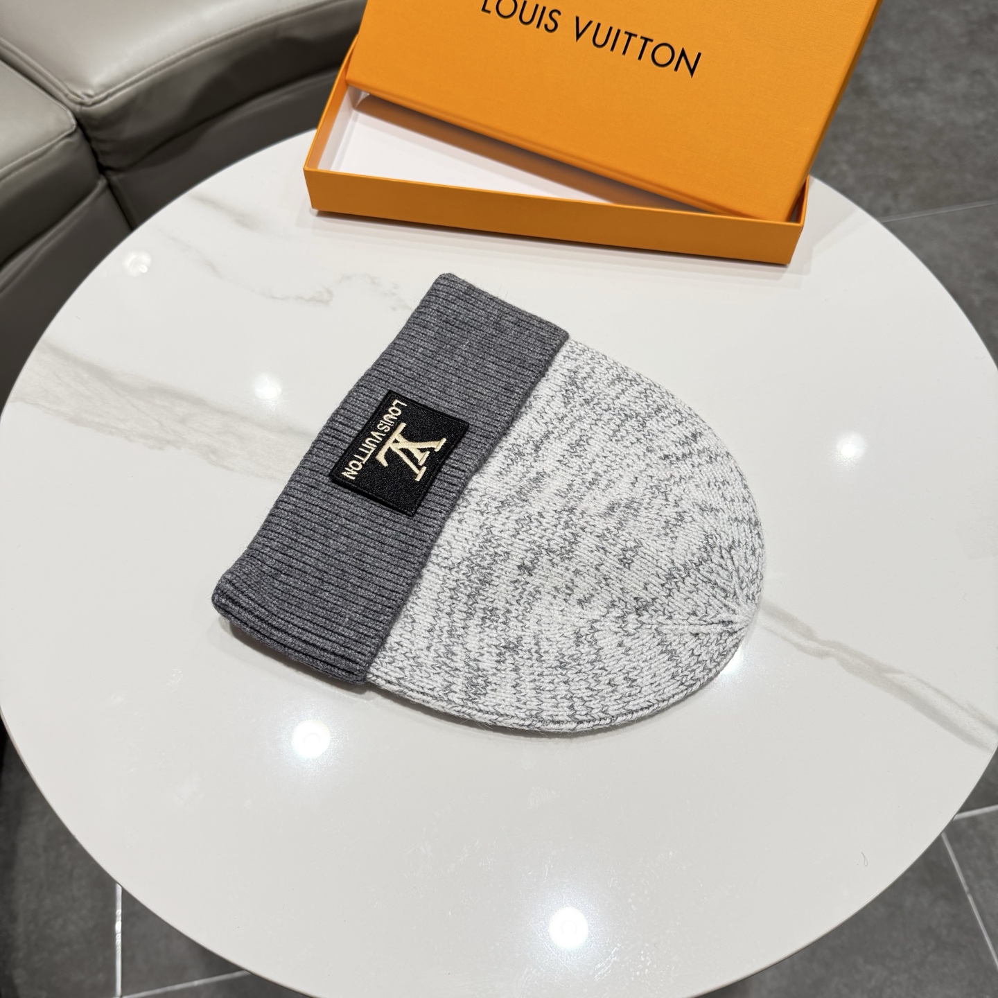 路易威登棒球帽 LouisVuitton😍新款LV毛线帽，重工打造♥️高端大气，百搭款🤗男女