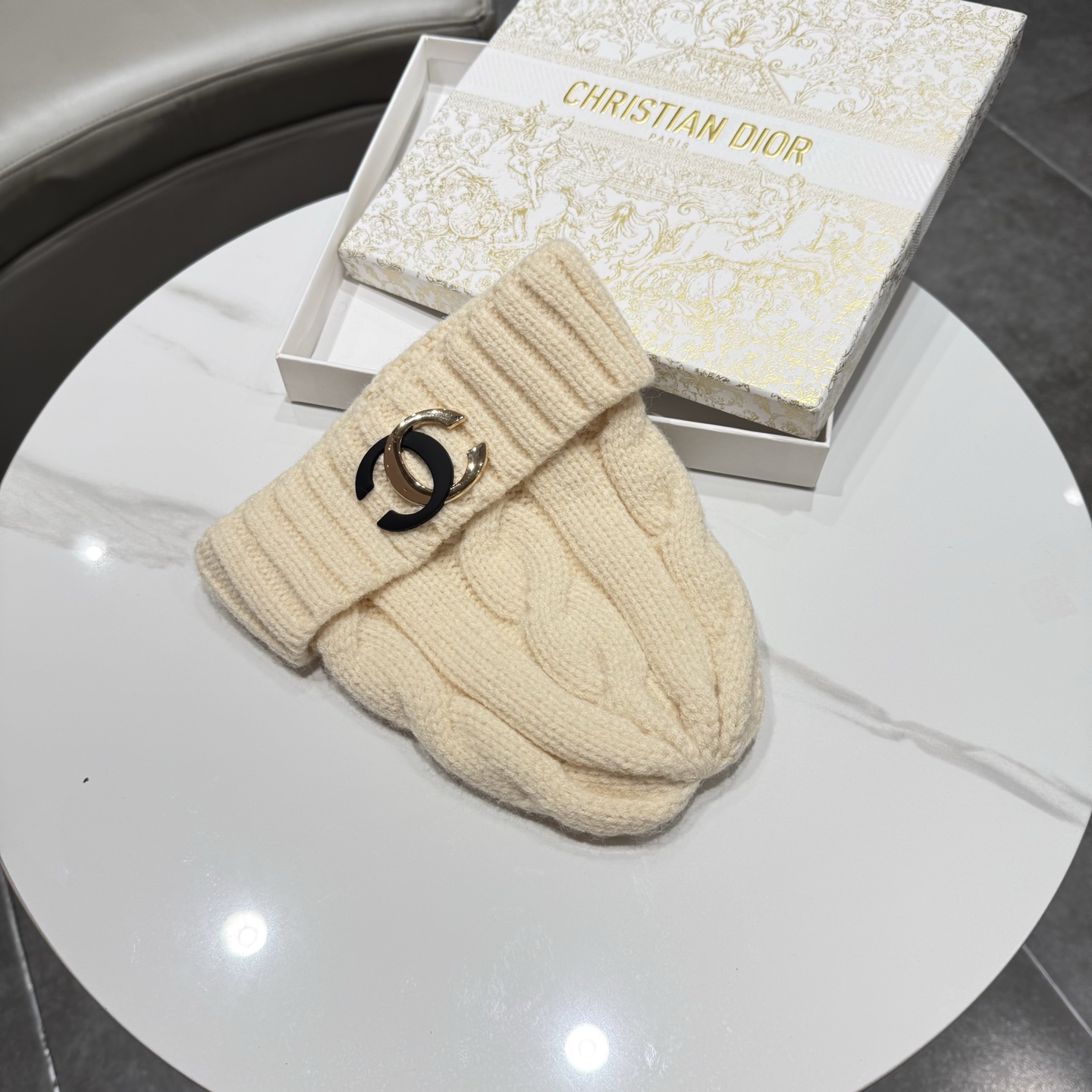 CHANEL香奈儿 秋冬新款针织毛线帽，超火爆💖质感一流，出街超好搭配！减龄神器