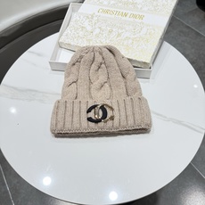 CHANEL香奈儿 秋冬新款针织毛线帽,超火爆💖质感一流,出街超好搭配!减龄神器 CHANEL香奈儿 秋冬新款针织毛线帽,超火爆💖质感一流,出街超好搭配!减龄神器