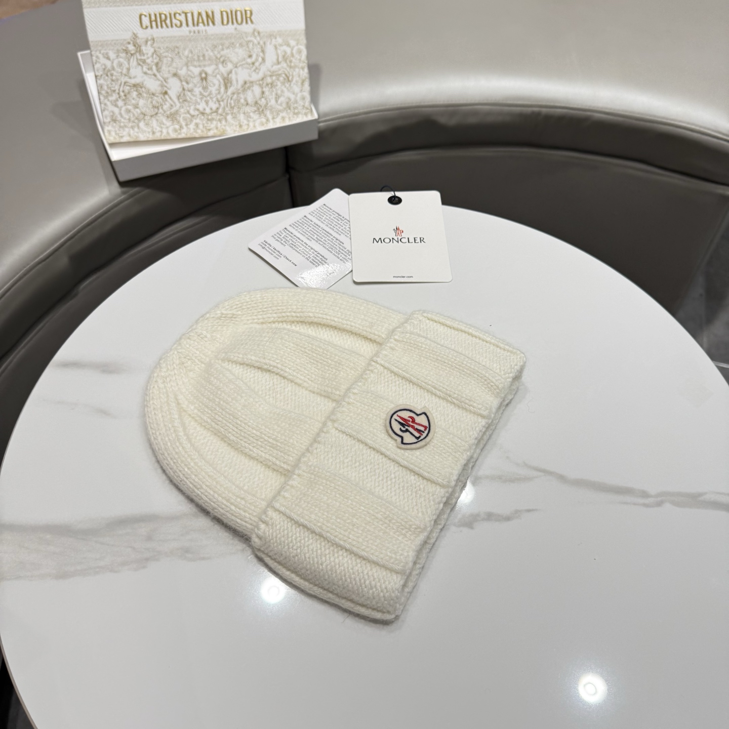 【MONCLER蒙口】2026秋冬新款男女款羊毛兔毛针织毛线帽，大牌简约～秋冬穿搭必备