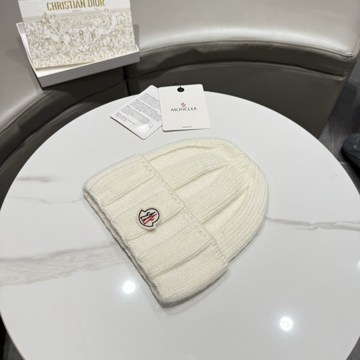 【MONCLER蒙口】2026秋冬新款男女款羊毛兔毛针织毛线帽，大牌简约～秋冬穿搭必备