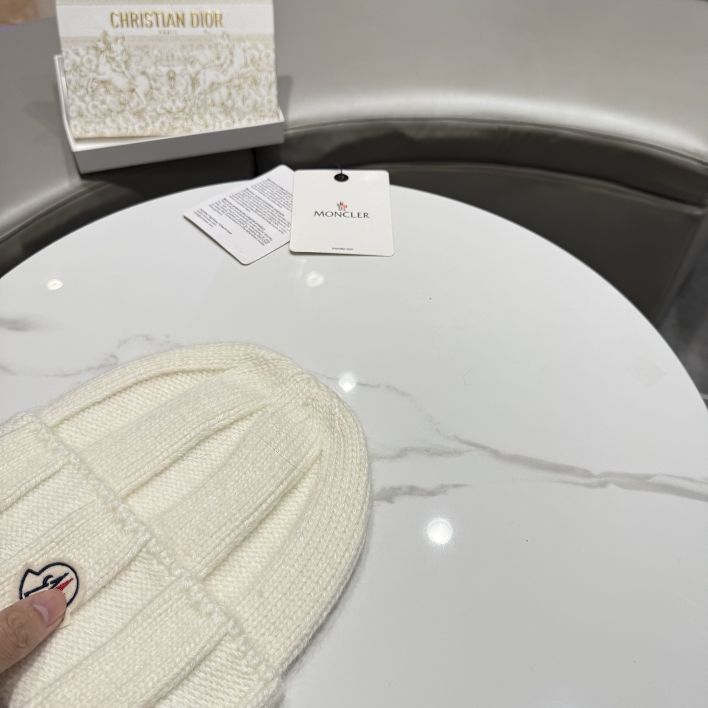 【MONCLER蒙口】2026秋冬新款男女款羊毛兔毛针织毛线帽，大牌简约～秋冬穿搭必备