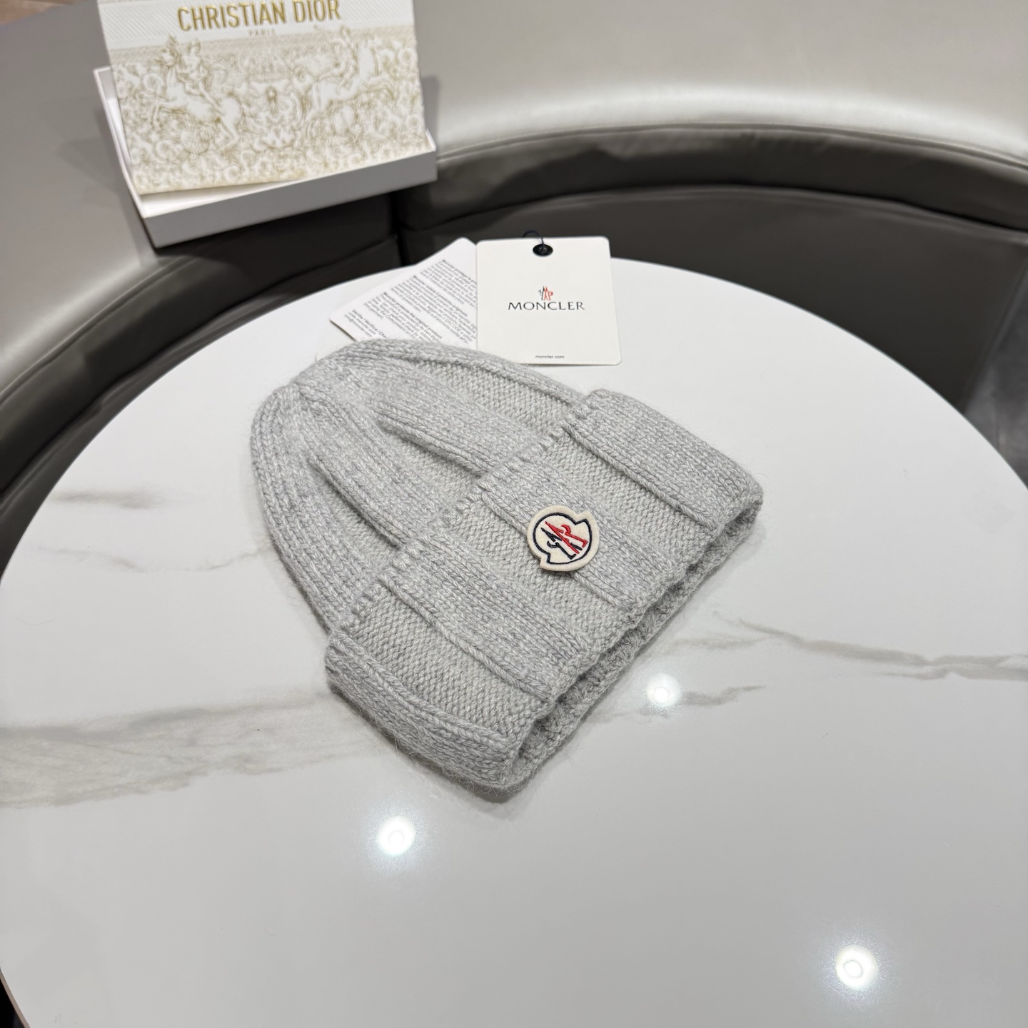【MONCLER蒙口】2026秋冬新款男女款羊毛兔毛针织毛线帽，大牌简约～秋冬穿搭必备