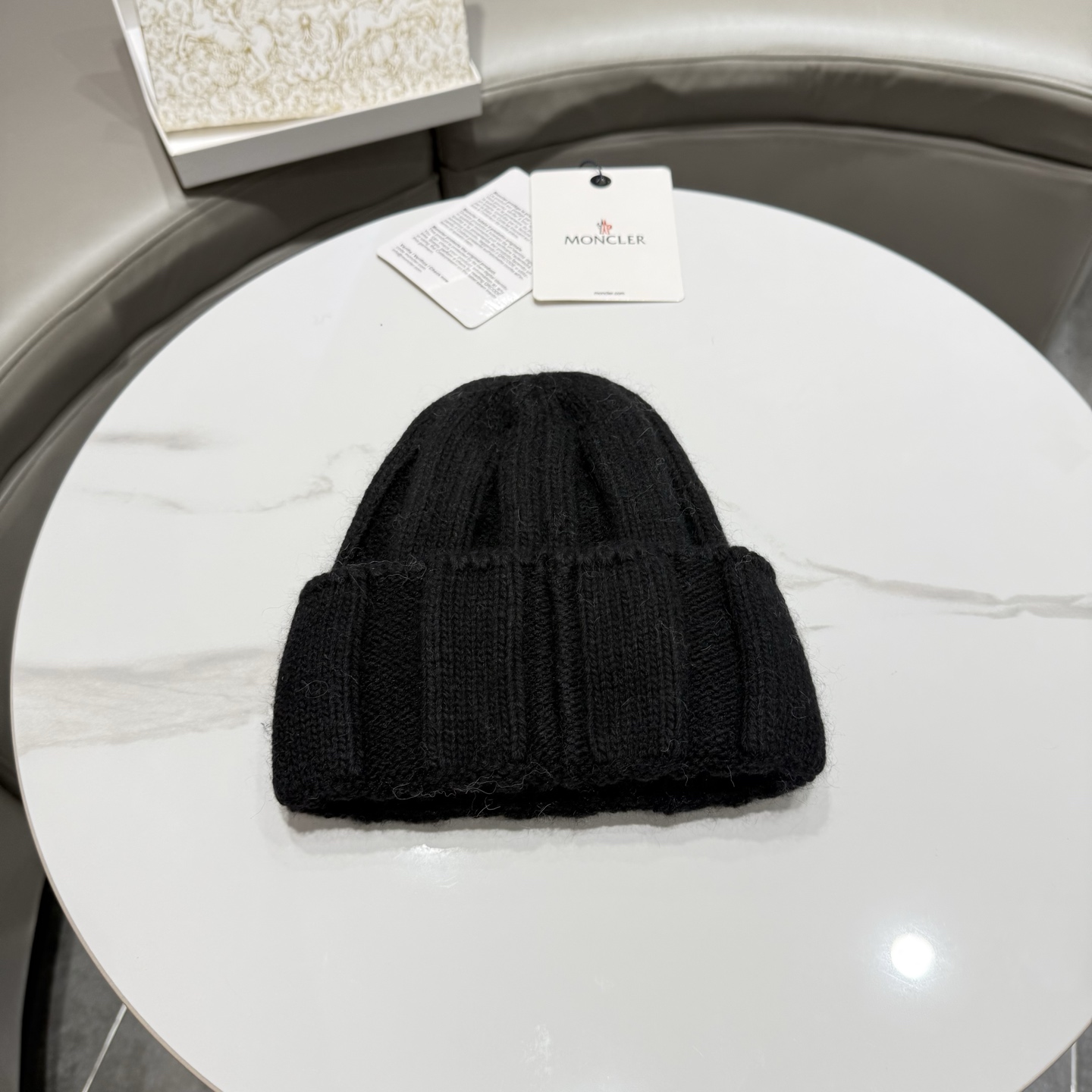 【MONCLER蒙口】2026秋冬新款男女款羊毛兔毛针织毛线帽，大牌简约～秋冬穿搭必备