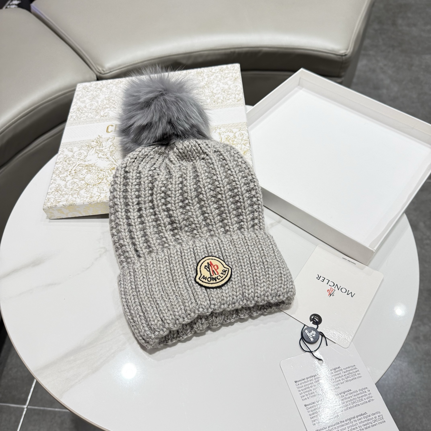 【MONCLER蒙口】2026秋冬新款大牌毛球毛线帽# 非常有质感的一款~闭眼入 【MONCLER蒙口】2026秋冬新款大牌毛球毛线帽# 非常有质感的一款~闭眼入