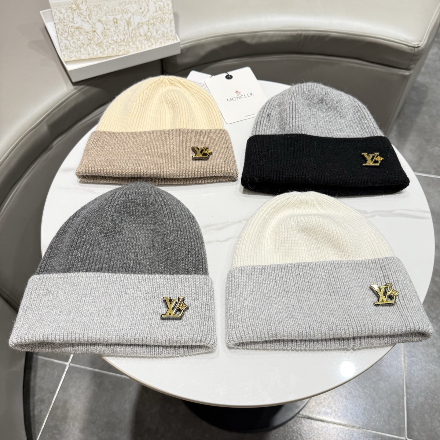 路易威登棒球帽 LouisVuitton😍新款LV毛线帽，重工打造♥️高端大气，百搭款🤗男女