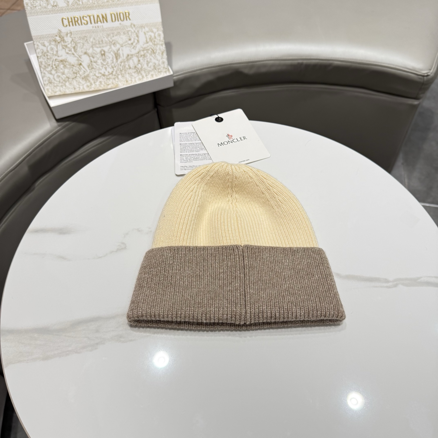 路易威登棒球帽 LouisVuitton😍新款LV毛线帽，重工打造♥️高端大气，百搭款🤗男女