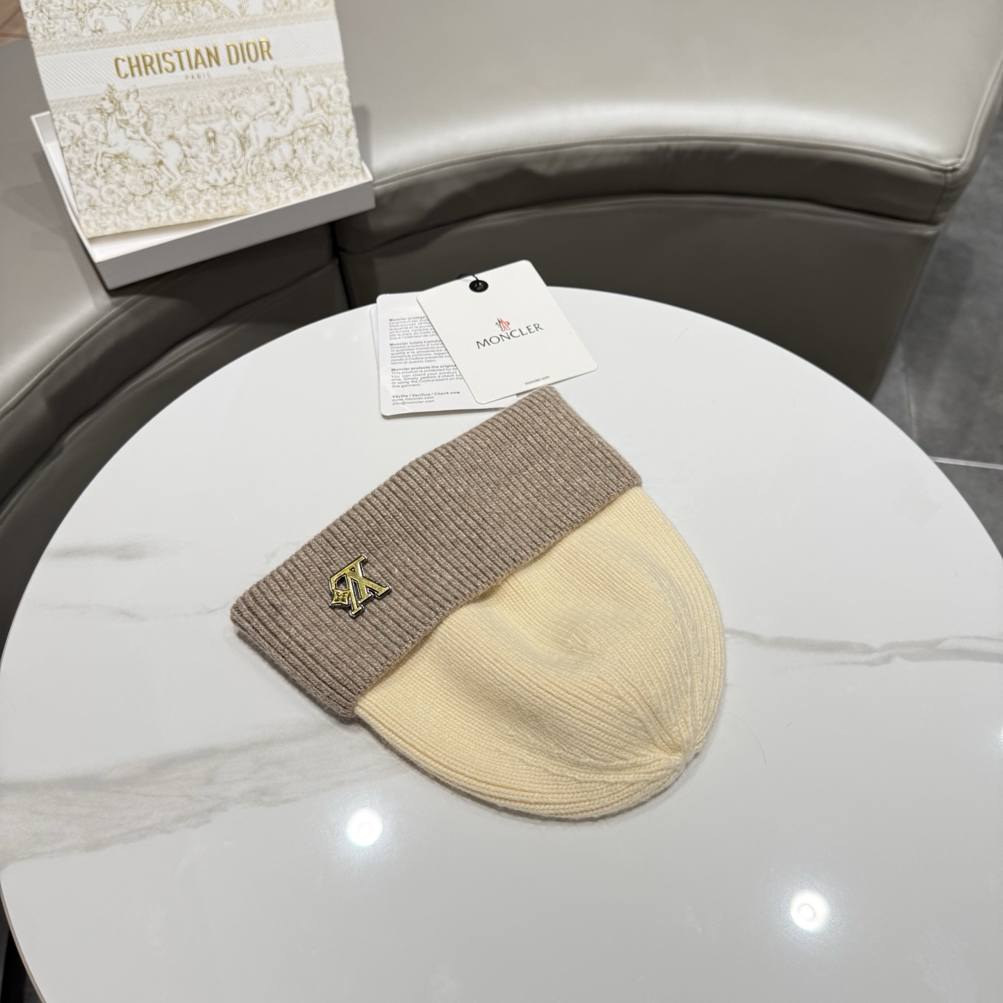 路易威登棒球帽 LouisVuitton😍新款LV毛线帽，重工打造♥️高端大气，百搭款🤗男女