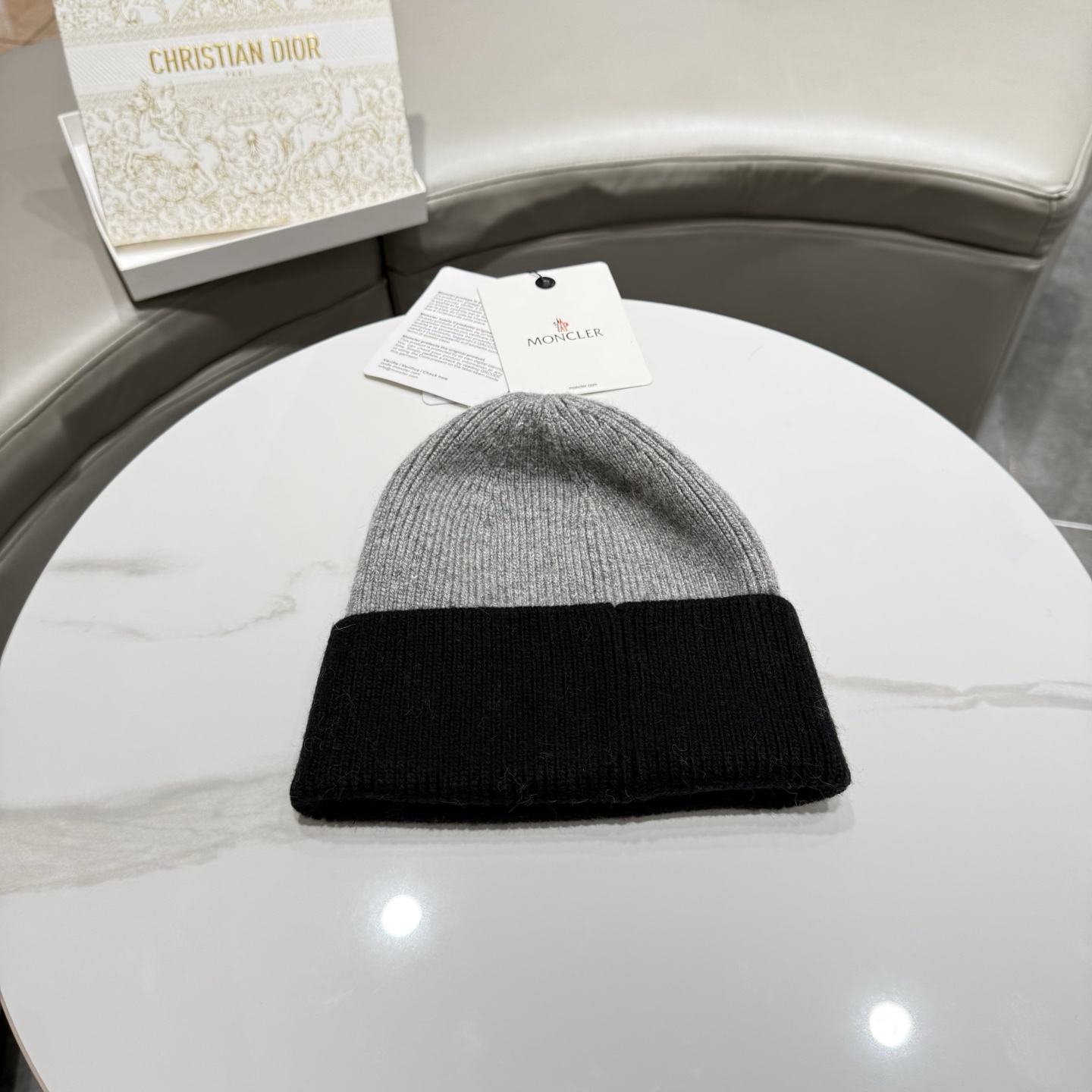 路易威登棒球帽 LouisVuitton😍新款LV毛线帽，重工打造♥️高端大气，百搭款🤗男女