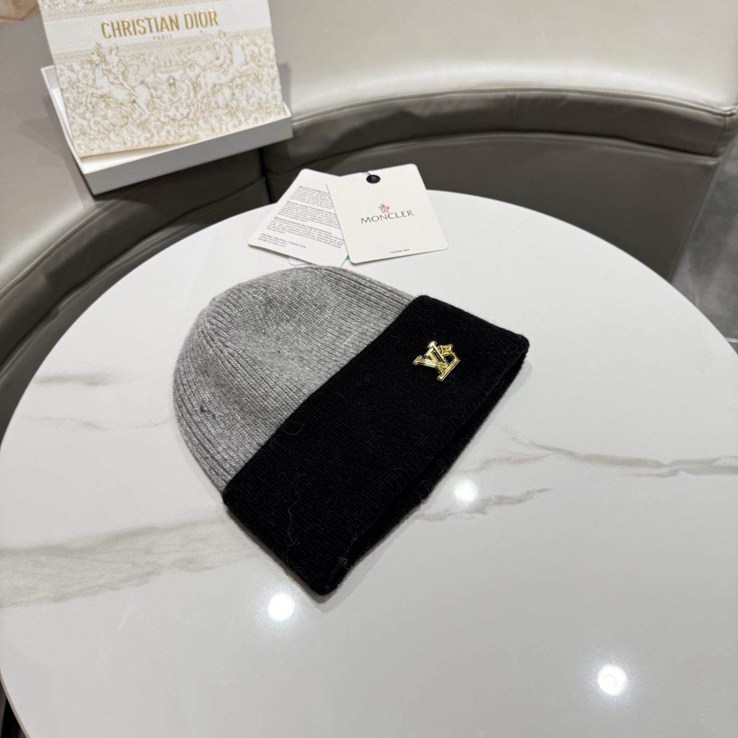 路易威登棒球帽 LouisVuitton😍新款LV毛线帽，重工打造♥️高端大气，百搭款🤗男女