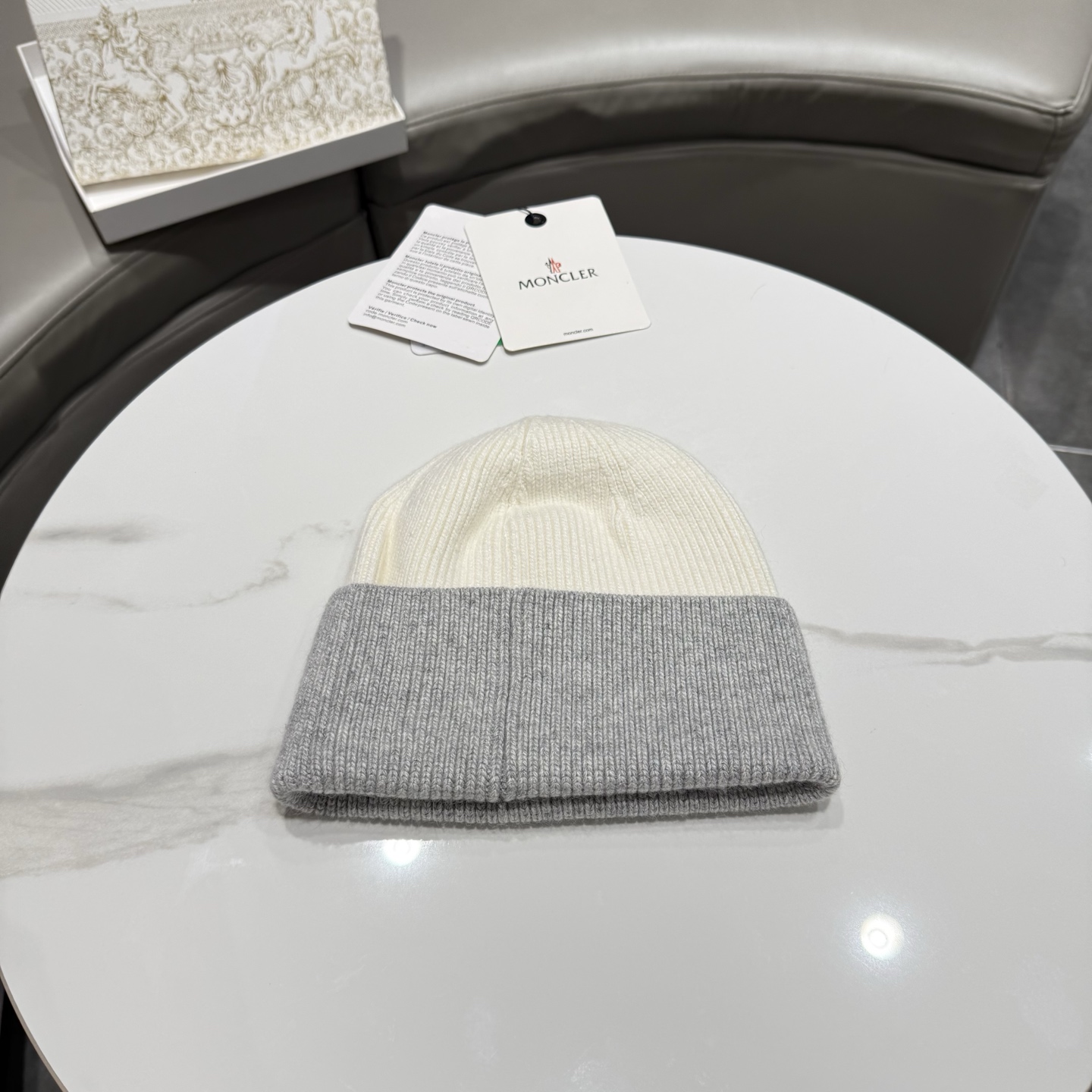 路易威登棒球帽 LouisVuitton😍新款LV毛线帽，重工打造♥️高端大气，百搭款🤗男女