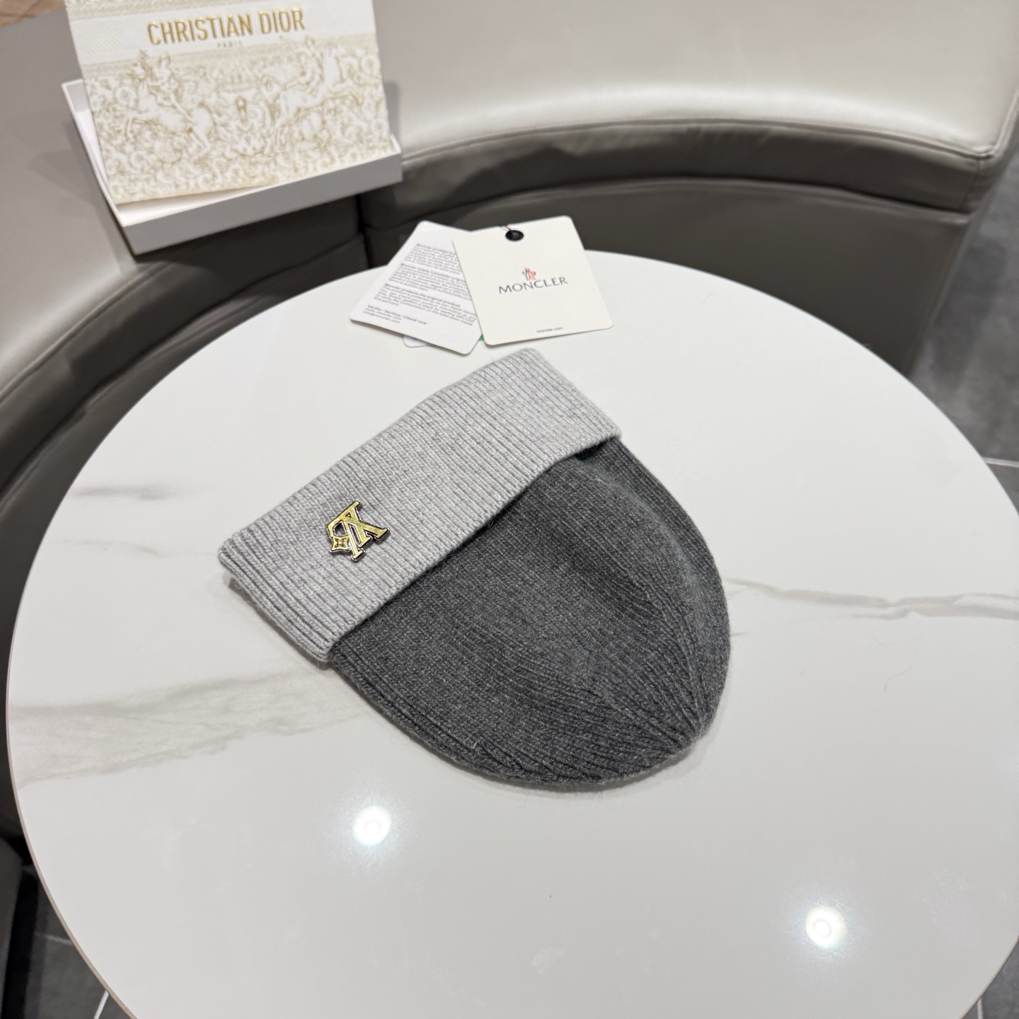 路易威登棒球帽 LouisVuitton😍新款LV毛线帽，重工打造♥️高端大气，百搭款🤗男女