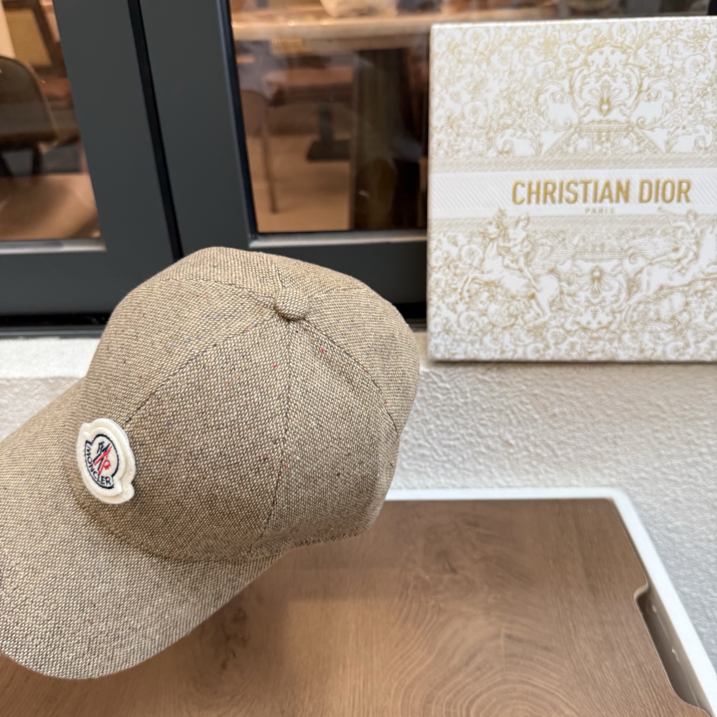 蒙口MONCLER秋冬新款棒球帽，时尚炸街单品，风格很OK，网红.时尚博主的最爱！高品质舒适透气，凹造型很好看