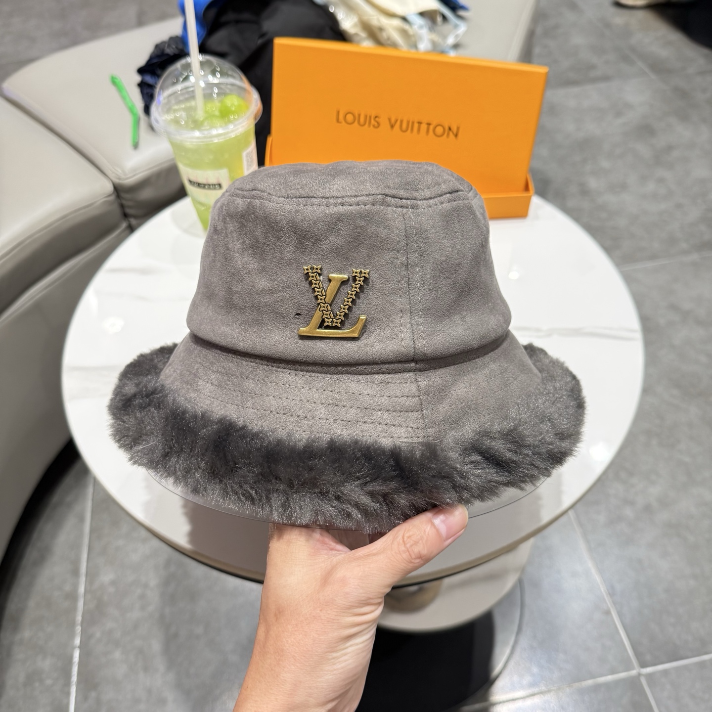 【LV路易威登】2026新款秋冬渔夫帽 复古文艺的一款～新品上架