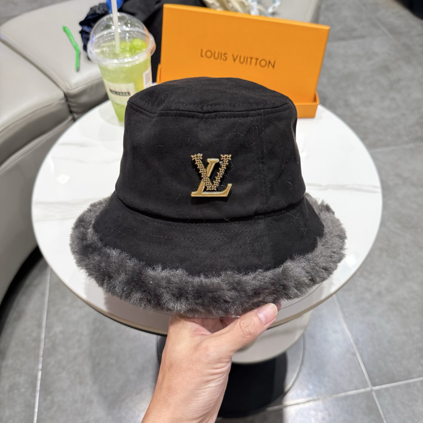 【LV路易威登】2026新款秋冬渔夫帽 复古文艺的一款～新品上架