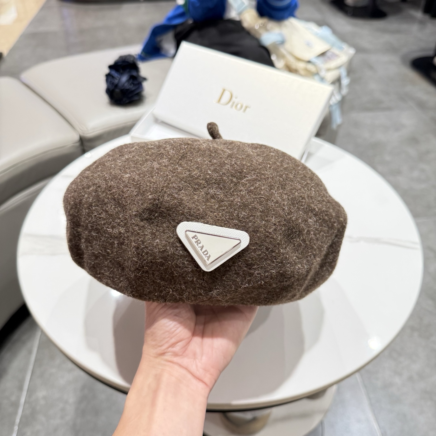 普拉达新款羊毛贝雷帽 头围57cm