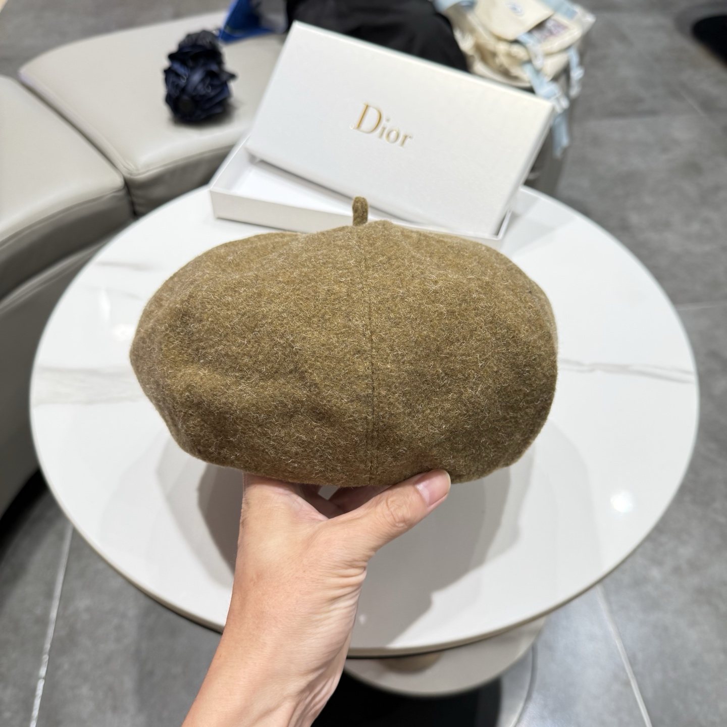 普拉达新款羊毛贝雷帽 头围57cm