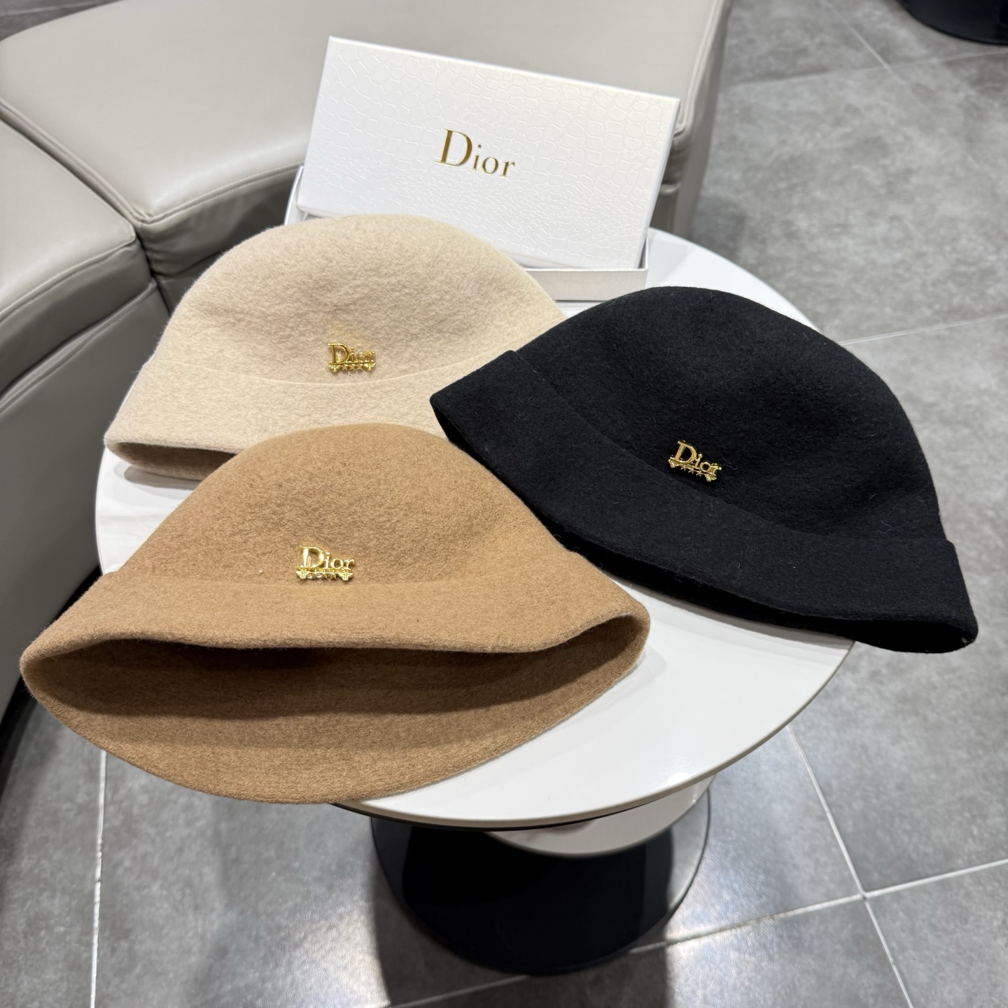 DIOR迪奥品质澳洲羊毛高级感礼帽女秋冬法式优雅气质名媛风渔夫帽
