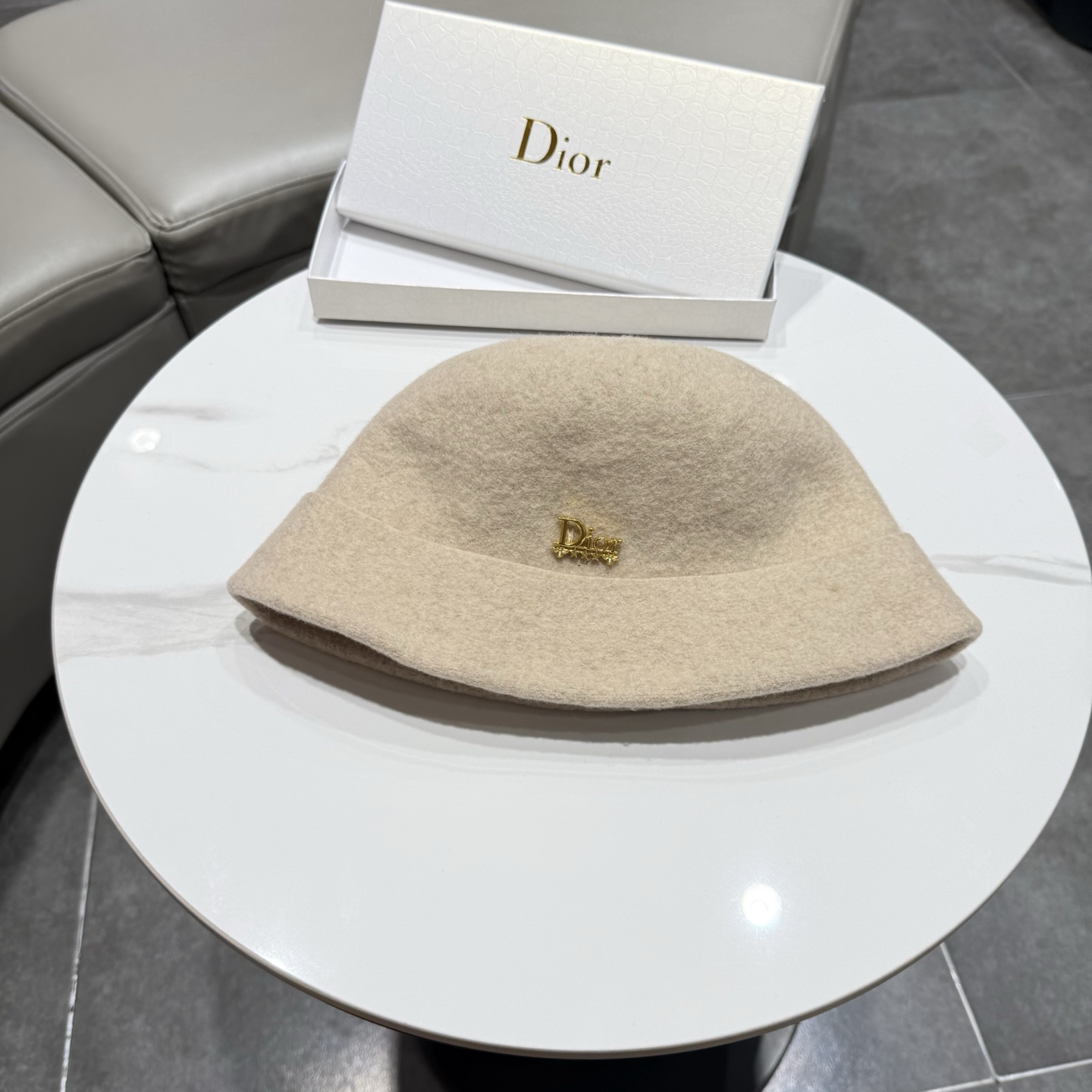 DIOR迪奥品质澳洲羊毛高级感礼帽女秋冬法式优雅气质名媛风渔夫帽