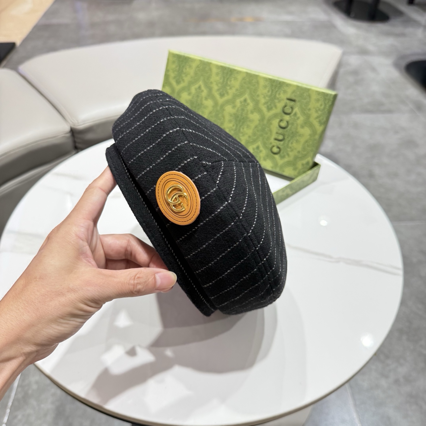 GUCCI古奇新款秋冬条纹羊毛鸭舌帽时尚百搭保暖防风英伦复古画家帽老钱风 httP: