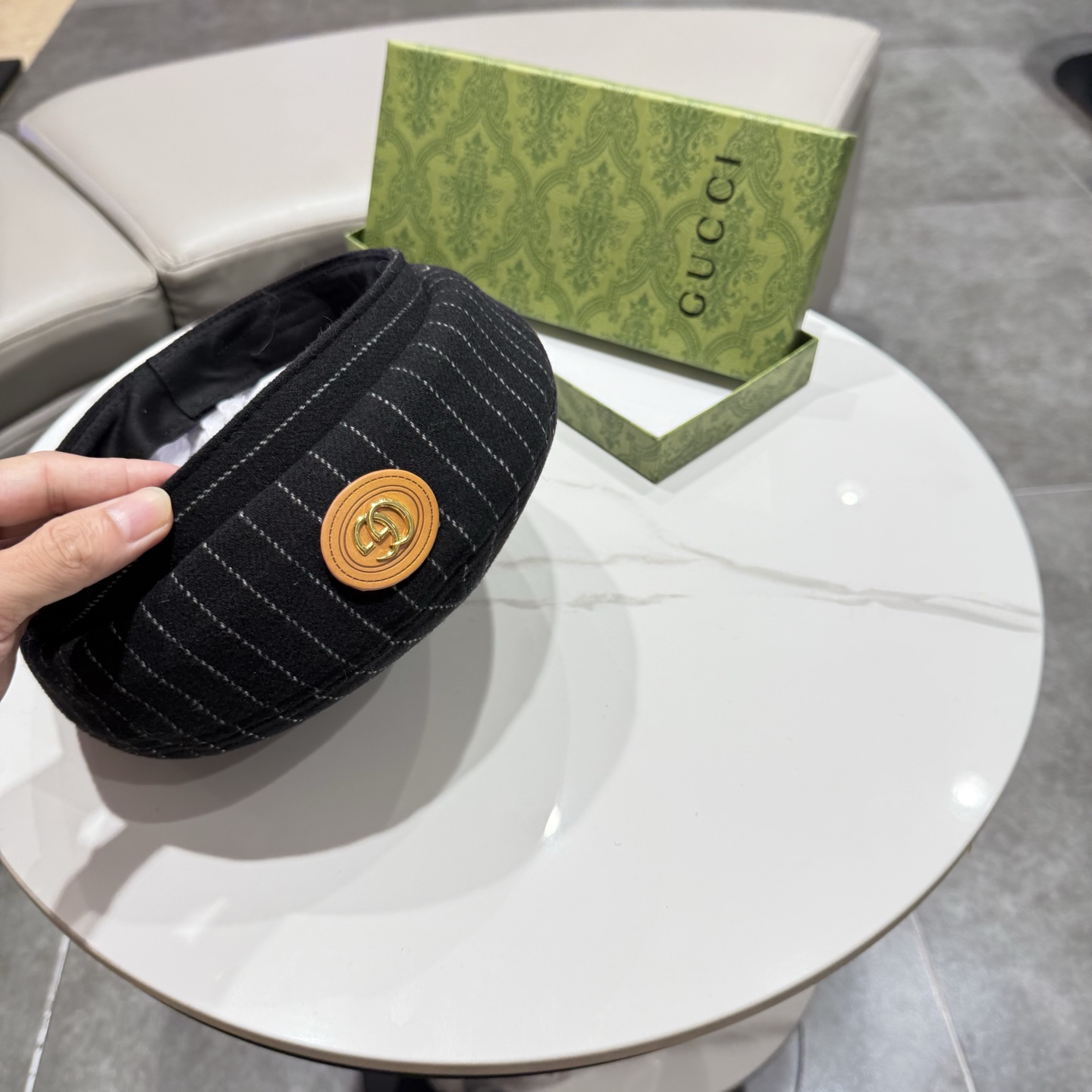 GUCCI古奇新款秋冬条纹羊毛鸭舌帽时尚百搭保暖防风英伦复古画家帽老钱风 httP: