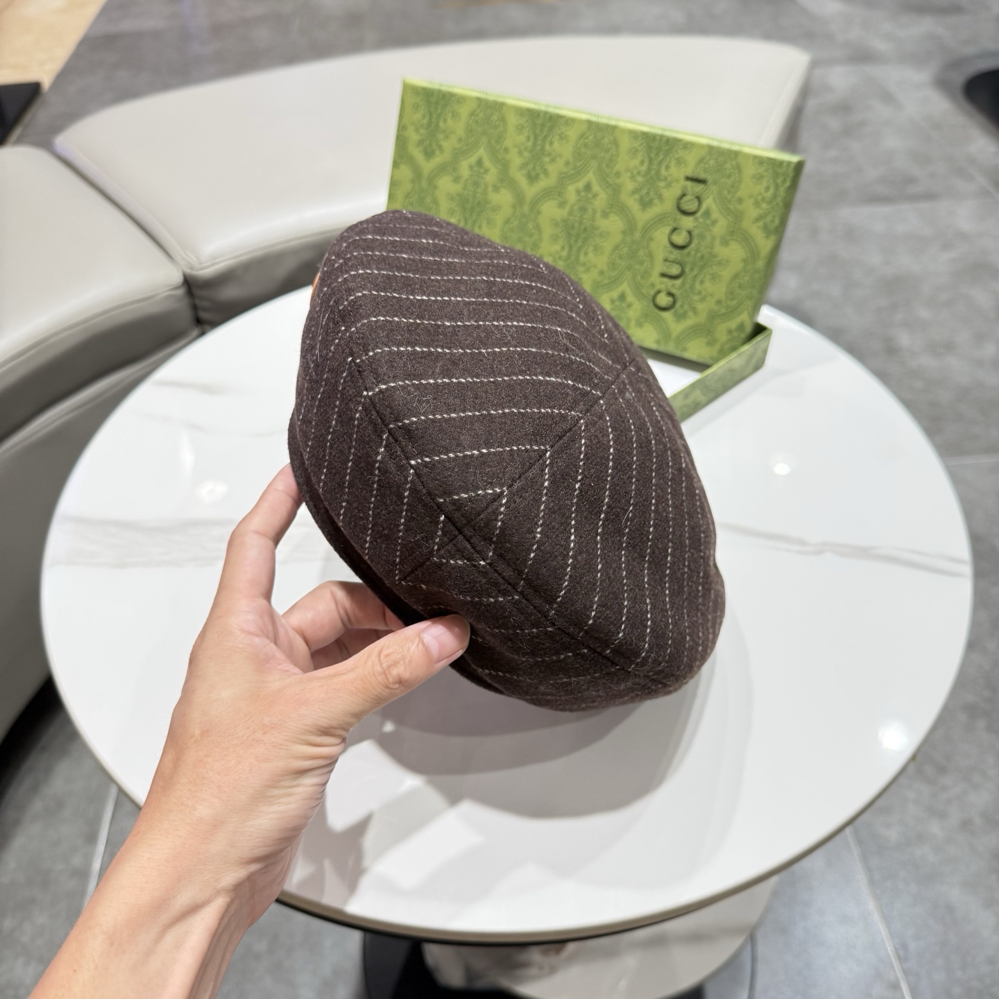 GUCCI古奇新款秋冬条纹羊毛鸭舌帽时尚百搭保暖防风英伦复古画家帽老钱风 httP: