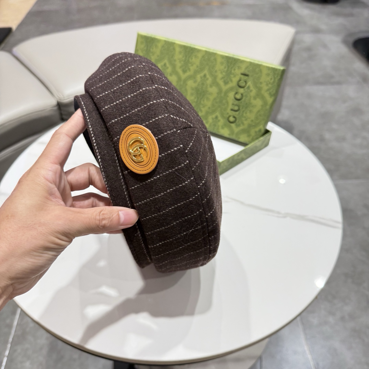 GUCCI古奇新款秋冬条纹羊毛鸭舌帽时尚百搭保暖防风英伦复古画家帽老钱风 httP: