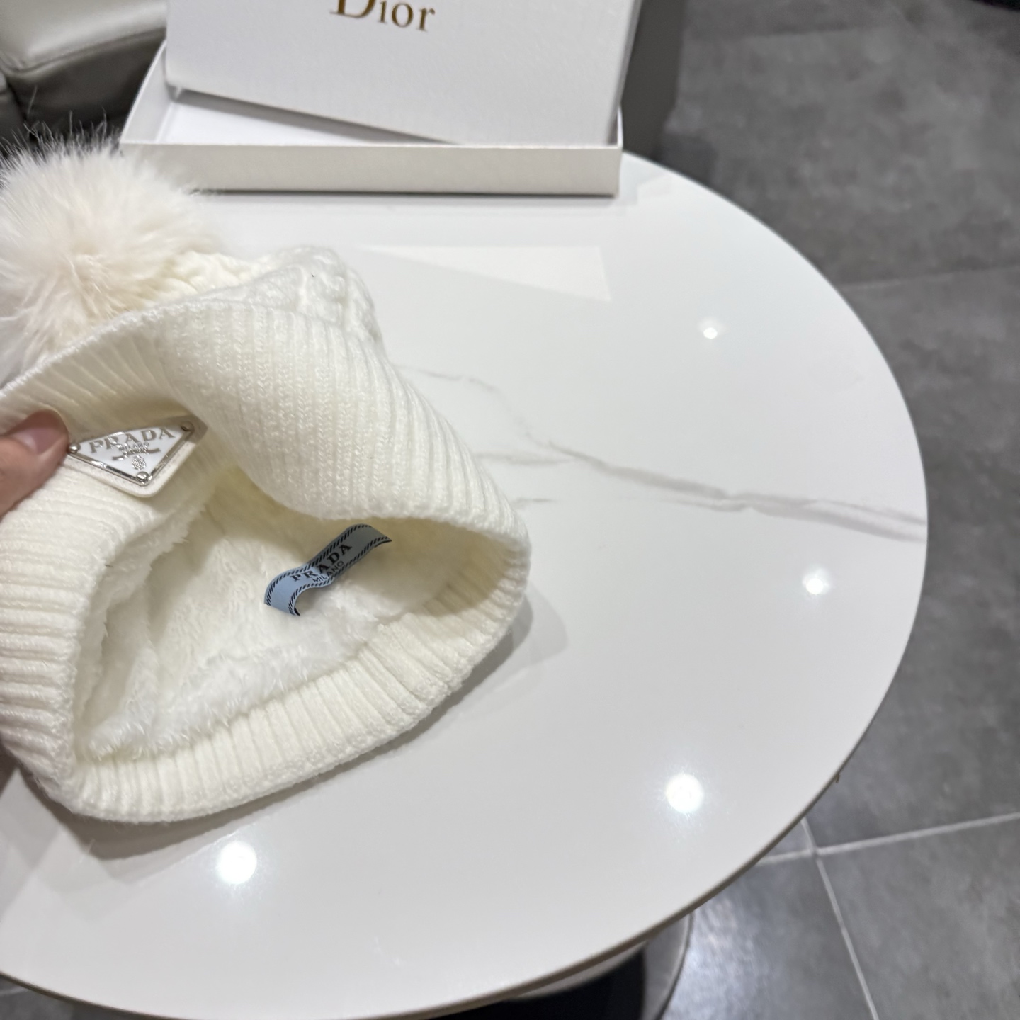 普拉达新款针织毛线帽