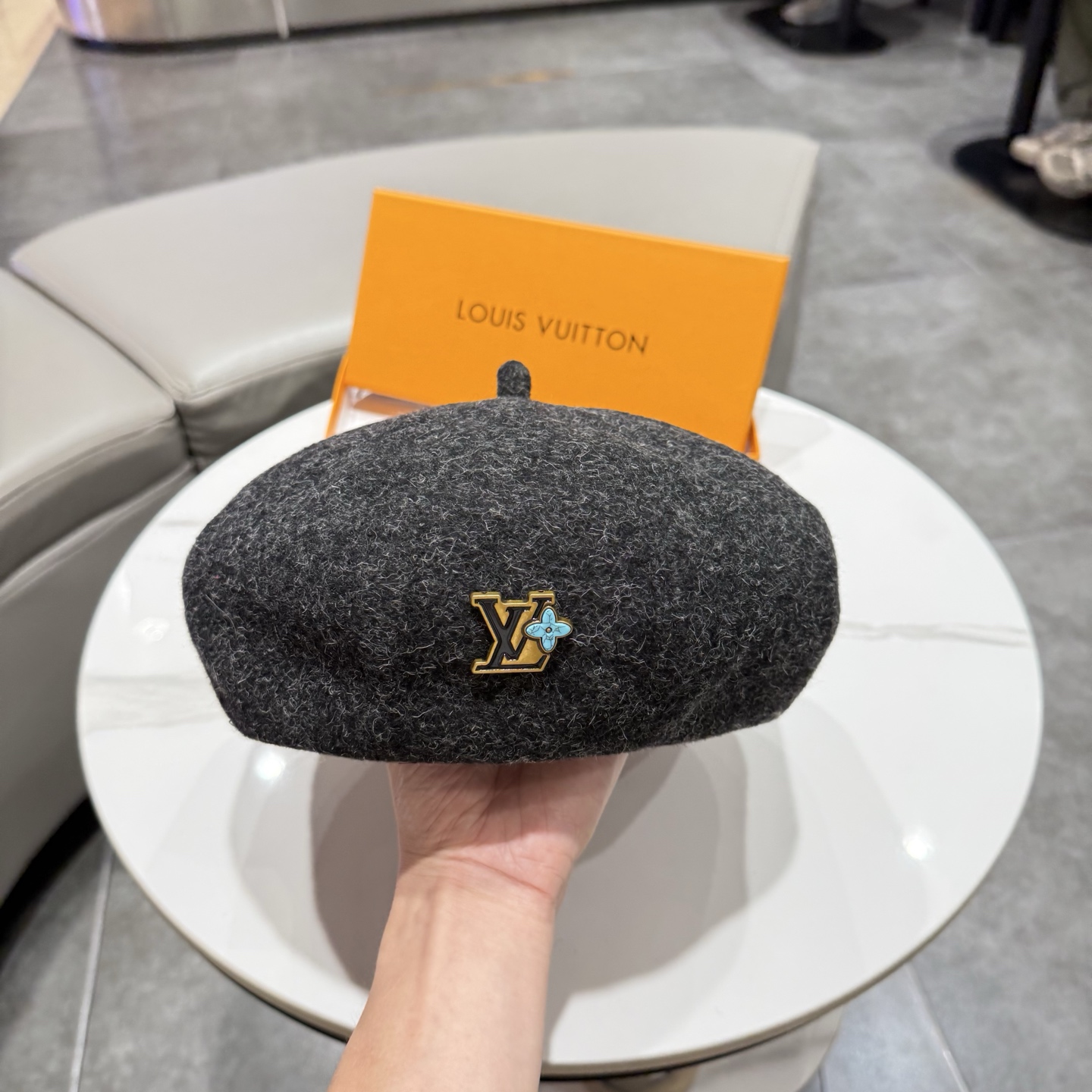 路易威登lv2026新款贝雷帽女秋冬显脸小南瓜帽秋冬百搭