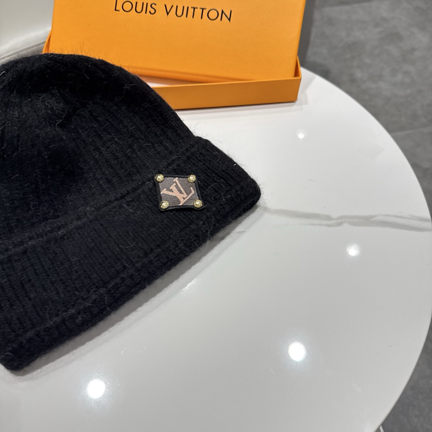 LV👒 秋冬新款针织毛线帽，超火爆💖质感一流，出街超好搭配！减龄神器