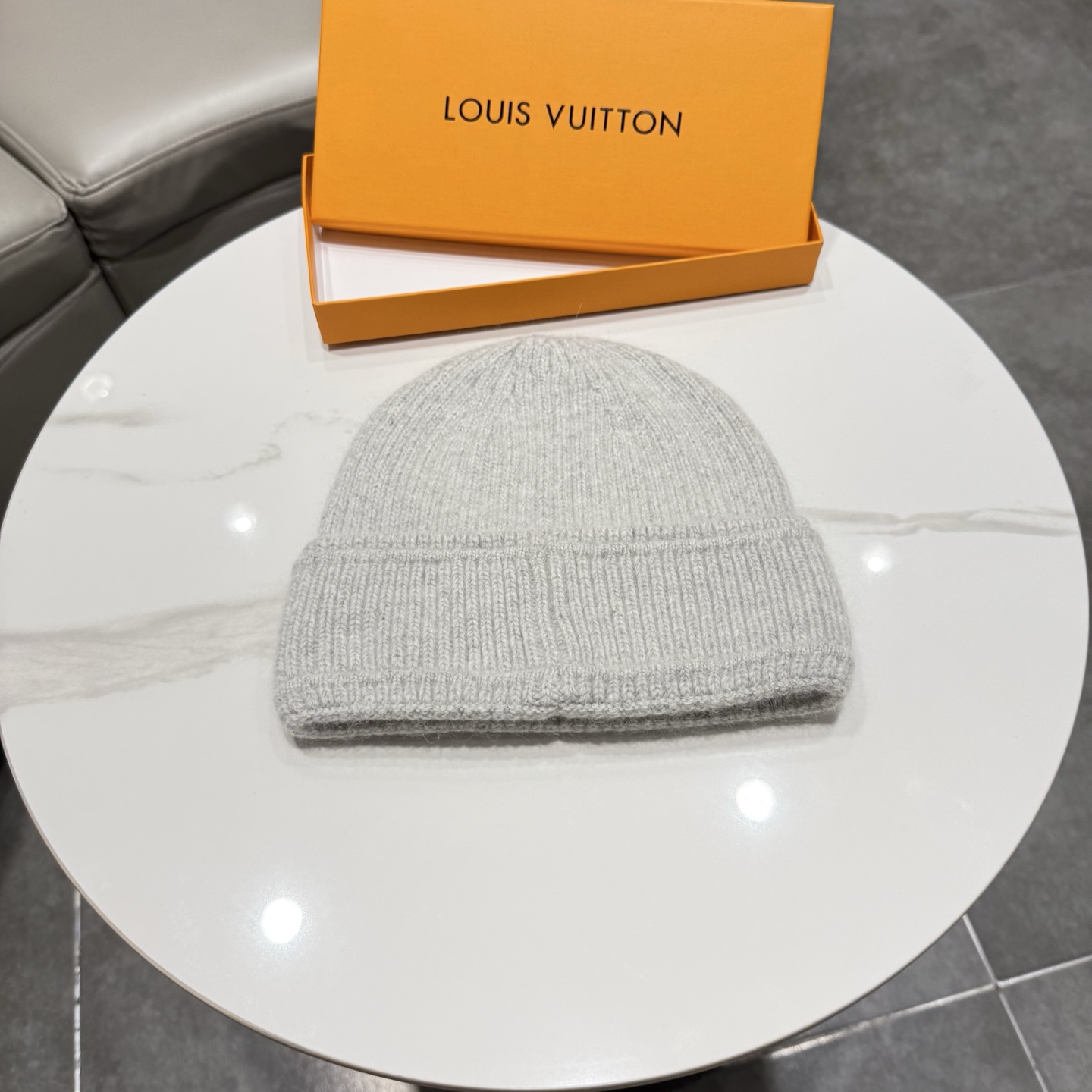 LV👒 秋冬新款针织毛线帽，超火爆💖质感一流，出街超好搭配！减龄神器