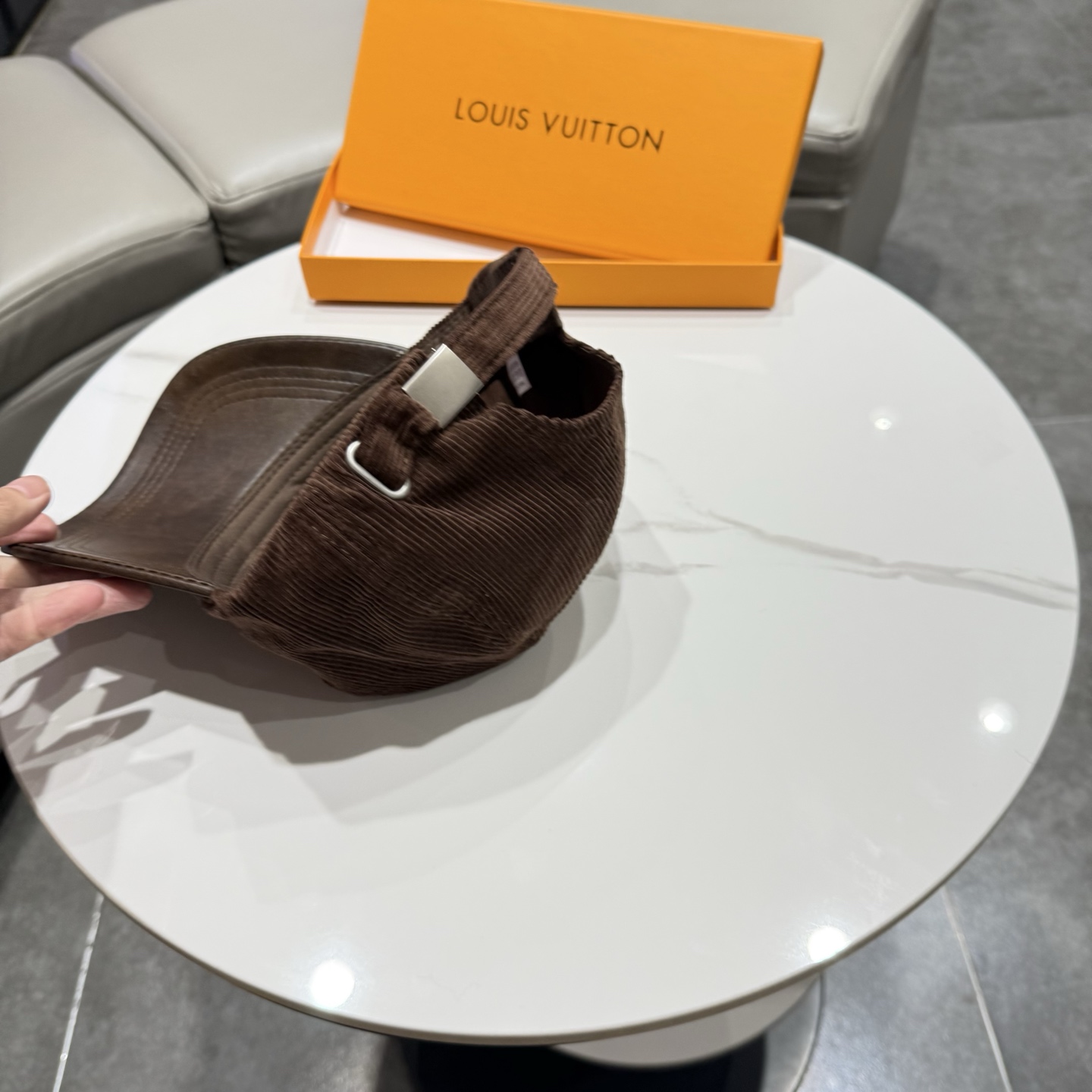 蒙口MONCLER秋冬新款棒球帽，时尚炸街单品，风格很OK，网红.时尚博主的最爱！高品质舒适透气，凹造型很好看