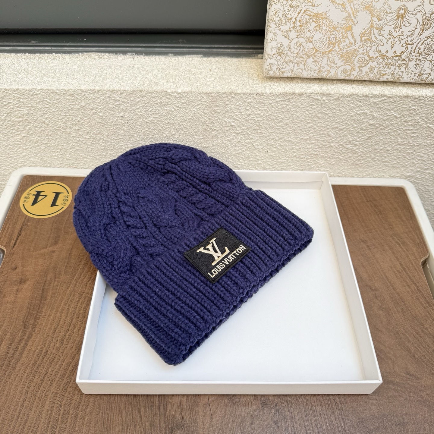 LV👒 秋冬新款针织毛线帽，超火爆💖质感一流，出街超好搭配！减龄神器